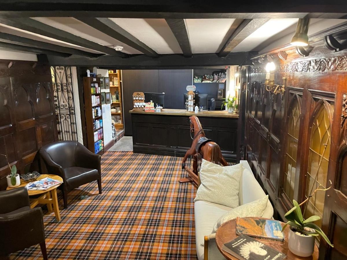The Dog & Partridge Country Inn 애쉬본 외부 사진