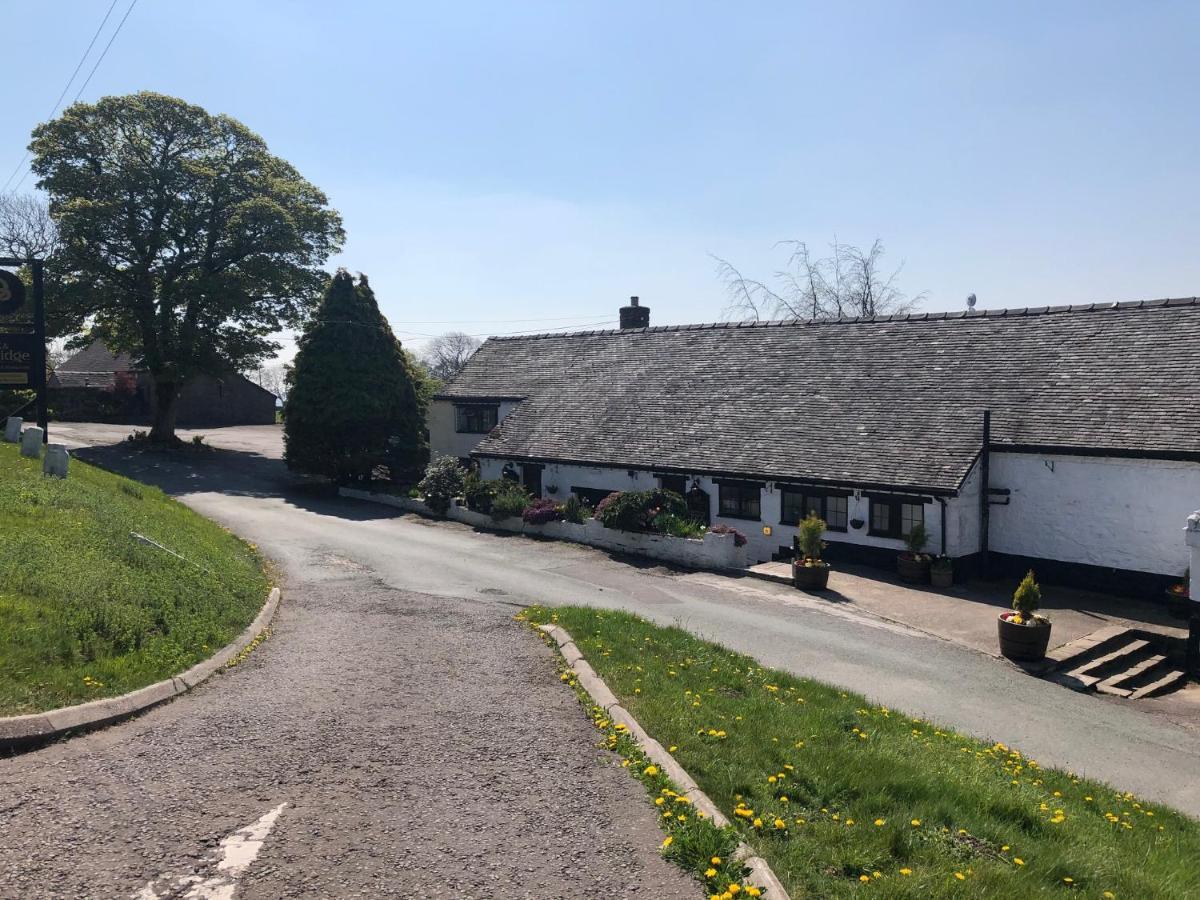 The Dog & Partridge Country Inn 애쉬본 외부 사진