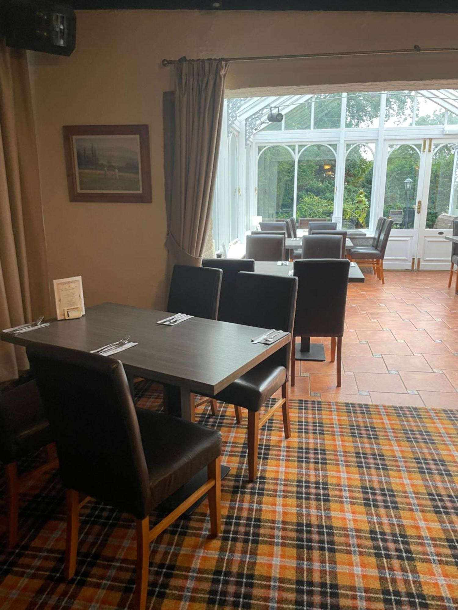 The Dog & Partridge Country Inn 애쉬본 외부 사진